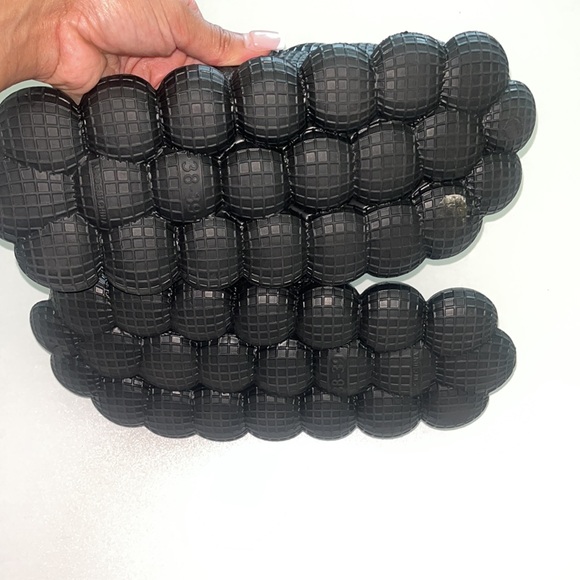 COPY - Bubble slides worn once 🖤🖤🖤 - Picture 2 of 3